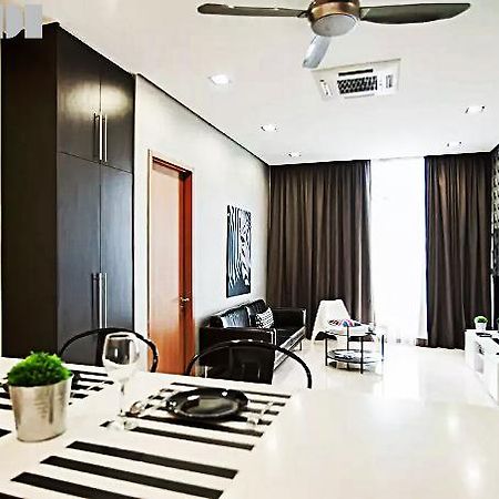 Kl101​ ​Service Suite​ ​​At Soho Suites Klcc كوالالمبور المظهر الخارجي الصورة