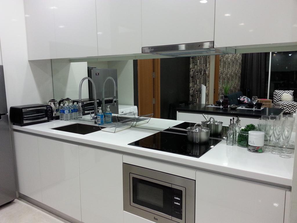 Kl101​ ​Service Suite​ ​​At Soho Suites Klcc كوالالمبور المظهر الخارجي الصورة